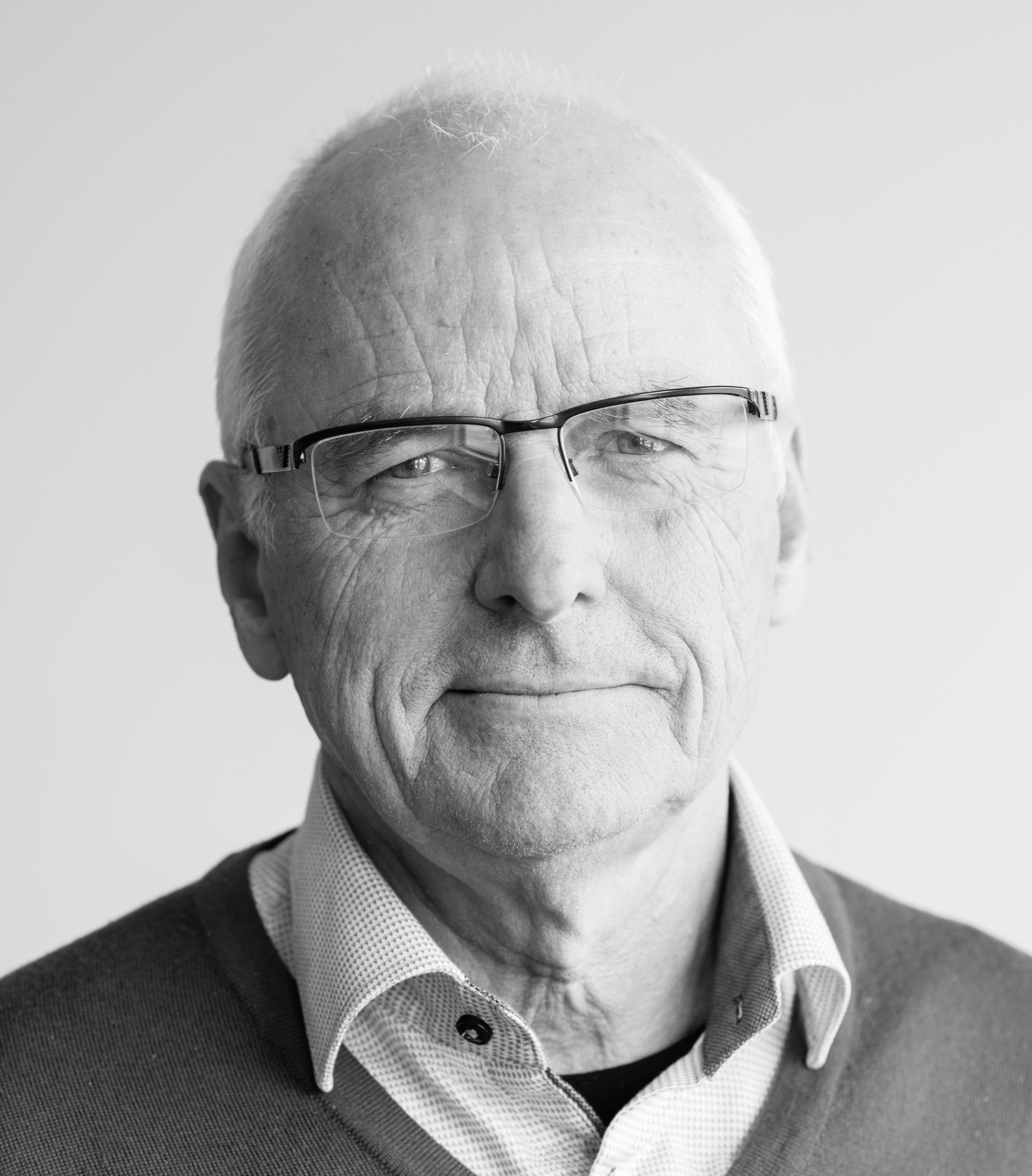 Øystein Tveit style=